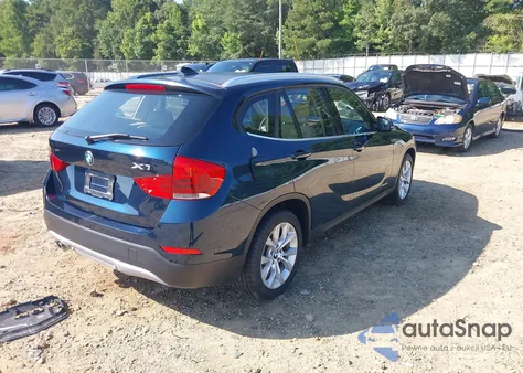 2013 BMW X1 xDrive28I из США, поврежденный, VIN WBAVL1C58DVR83767